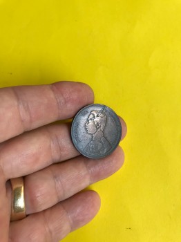 เหรียญทองแดง 1 เซี้ยว  ร.ศ.109  สมัยรัชกาลที่ 5 หน้าตรงพระบรมรูป - พระสยามเทวาธิราช สภาพสวยงามสมบูรณ์ (หัวก้อยตรง )