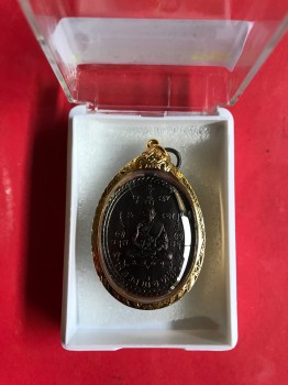 เหรียญหลวงพ่อหลิววัด ไร่แตงทอง รุ่นมหาลาภ 89 ปี 2534 เนื้อทองแดงรมดำเลี่ยมทอง