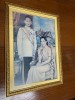 รุปถ่ายในหลวงร.9คู่กับพระราชินีจากภาพวาดขนาด 62 ซม.X 46 ซม.เลี่ยมกรอบสีทองสวยงาม