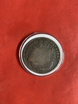 เหรียญเก่าเนื้อเงินประเทศ BAVARIAE สมัย PATRONA ปี ค.ศ.1765 น่าจะเป็นเหรียญที่มีอายุเก่าสุด ตรงกับปลายสมัยพระเจ้าเอกทัศน์