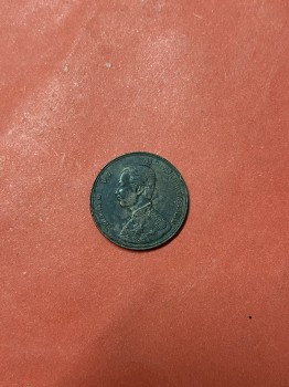 เหรียญทองแดง หนึ่ง อัฐ ร.ศ.122  สมัยรัชกาลที่ 5 สวยงามคลาสสิกเดิมไม่มีขัดล้างใดๆทั้งนั้น 