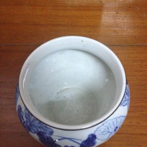 โถเป็ดกอบัวรัตนโกสินทร์สีขาวฟ้าใบเล็ก - Image 3