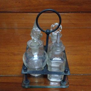 ชุดเครื่องปรุงแก้วแบบแก่าหาดูได้ยากขึ้นทุกวัน ชุดที่ 1 - Image 4