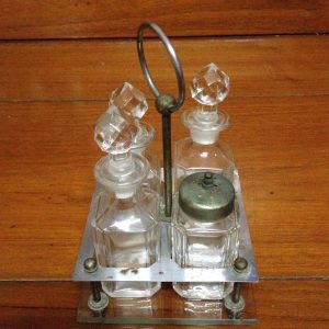 ชุดเครื่องปรุงแก้วแบบแก่าหาดูได้ยากขึ้นทุกวัน ชุดที่ 2 - Image 2