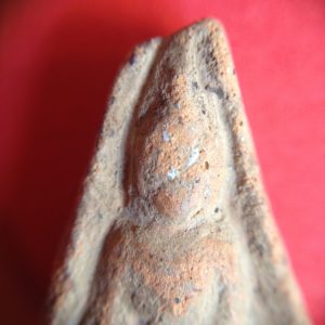 พระนางพญา กรุวัดดอนลาน จ. สุโขทัย อายุเก่าหลายร้อยปีราคาไม่แพงน่าเก็บไว้บูชา องค์ที่ 4 - Image 4