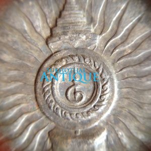 เหรียญเงินที่ระลึกพระราชพิธีฉลองสิริราชสมบัติครบ 25 ปีแนวนอนพร้อมแพรแถบเหร๊ยญสวยงามคมชัดมากๆ แบบนี้เป็นแบบหายาก ผลิต 9 มิถุนายน 2534 - Image 4