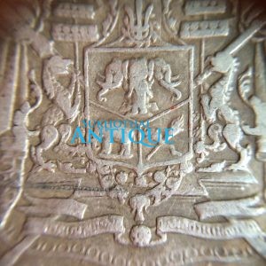 เหรียญเนื้อเงินหนึ่งบาทร.5 ไม่มี ร.ศ. หลังตราแผ่นดินสวยชัด ด้านหน้า หลังองค์ท่านมีตอกโค๊ต คมชัดมาก - Image 4