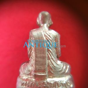 พระปั้มหลวงปู่บุญมีวัดเกาะอ.ศรีสำโรง จ.สุโขทัย เนื้อเงินรุ่นสุดท้ายสวยงามคมชัดมากๆ - Image 4