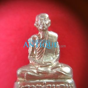 พระปั้มหลวงปู่บุญมีวัดเกาะอ.ศรีสำโรง จ.สุโขทัย เนื้อเงินรุ่นสุดท้ายสวยงามคมชัดมากๆ - Image 3