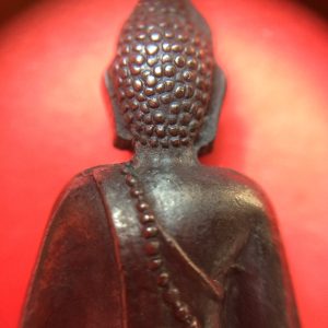 พระกริ่งนเรศวรพิมพ์พระพุทธอุ้มบาตรเนื้อนวะรมดำ ปี 07 เจ้าของเก็บอย่างดี สภาพสวยงามคมชัดมากๆ - Image 4