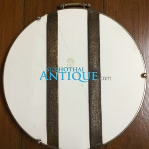 ถาดกระเบื้องโบราญสมัย ร.5 ขนาด สผ.16"ผลิตในประเทศเยอรมัน ลายศิลป์ผลไม้อยู่ในแจกันมีรอยร้าวอยู่หนึ่งเส้น นอกนั้นทุกอย่างสภาพสมบูรณ์สวยงามคลาสสิก - Image 4