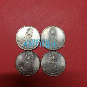 เหรียญที่ระลึกเดินการกุศลเทิดพระเกียรติเนื้อเงิน 5 ธันวาคม 2527 - Image 4