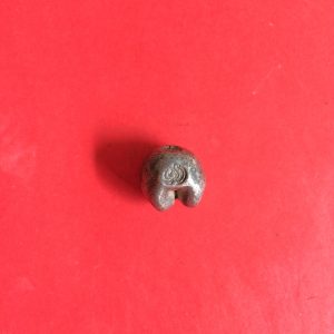 เงินพดด้วงหนักหนึ่งบาทตราเปลวเลิงสมัยอยุธยา  เม็ดที่ 8 - Image 3