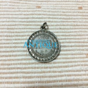 เหรียญเฉลิมพระนคร 150 เนื้อเงิน ปี พ.ศ.2325 - 2475 เป็นเหรียญที่พระปกเกล้าร.7 ให้จัดสร้าง มี2เนื้อ คือเงิน และกะไหล่ทอง - Image 4