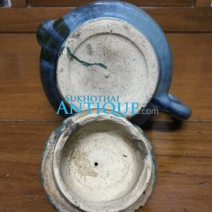 กานํ้าชาดินเผาเก่าแก่ เคลือบสีเทาอมฟ้า เส้นผ่าศูนย์กลางประมาณ 8 นิ้ว  ( มีร้าวอยู่ที่ฝา 1 เส้น ) - Image 4