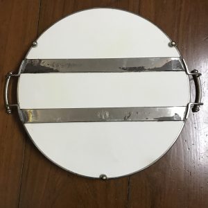 ถาดกระเบื้องโบราณกลมขนาด สผ 16" ลายช่อดอกสีสดเต็ม เหลือง 2 แดง 2 และนำ้เงิน 2  สภาพสมบูรณ์สวยงามมากๆ - Image 4