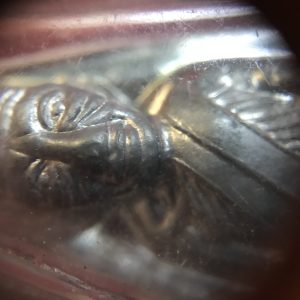 พระหลวงปู่ทวดพิมพ์เตารีดใหญ่ปั๊ม หลังหนังสือเนื้อทองแดงรมดำ วัดช้างให้ รุ่น 101 ปี อาจารย์ทิม โค๊ตมีตัว ท. จัดสร้างปี 2556 - Image 3