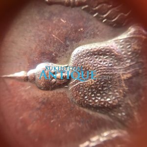 เหรียญพระแก้วมรกตทรงชุด ฤดูหนาว เนื้อทองแดง ฉลองวัดพระศรีรัตนศาสดาราม ปี พ.ศ. 2525 - Image 3