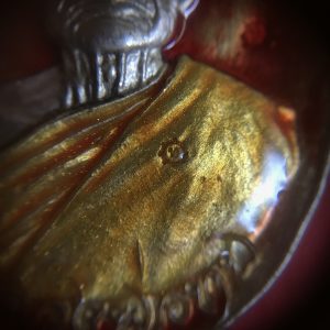 เหรียญหลวงพ่อทบ ฉลองครบรอบ 81 พรรษา เมื่ออายุ 94 ปี 23 ก.ค. 2518 เนื้อเงินลงสีส้ม ตอก 3 โค็ต - Image 4