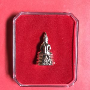 ลอยองค์หลวงพ่อโสธรเนื้อนวะ รุ่นสร้าง รพ.ซื้อเครื่องมือแพทย์  23 เม.ย.61ออกวัดหลวงพ่อโสธร  พระสังฆราชทรงเทียนชัย โค๊ต17522 - Image 2