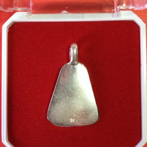 หลวงพ่อเงินจอบใหญ่(เนื้อเงินรุ่น 55มหาบารมี85พรรษา) ราคาองค์ 5,800 บ. - Image 3