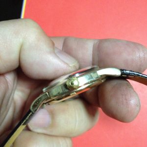 นาฬิกา Omega  Seamaster ขาสิงห์ Vintage ปี 1961 เครื่องเดิม Autometic ครึ่งรอบ หุ้มทอง 18 K รุ่นตัวหนังสือ  เปลี่ยนสายหนังแล้ว - Image 3