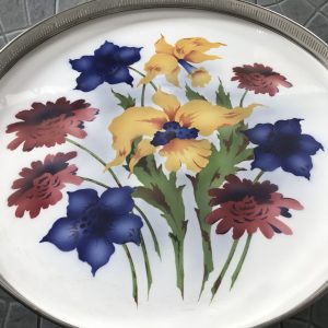 ถาดกระเบื้องโบราณ สผ. 18" ลายดอกเต็ม ประกอบด้วยสีแดง 4 นํ้าเงิน 3 และเหลือง 2 - Image 3