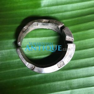 เงินกำไรขาเหลี่ยม หรือเงินกำไล  (Silver Bracelet Money ) หนัก 4 บาทหรือ 1 ตำลึง - Image 3