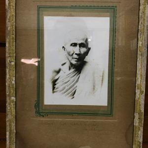 ภาพถ่ายเก่าหลวงปี พ.ศ.2502 วัดอนงคาราม น่าจะเป็นของ สมเด็จพระพุทธจารย์ (นวม) หรือพระมหาโพธิวงศาจารย์ เจ้าเก่าไม่แน่ใจ - Image 2