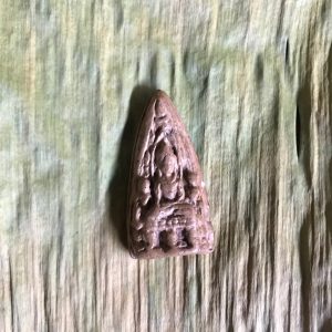 พระเลี่ยงลำพูน เนื้อดิน สวยงามคมชัด - Image 2