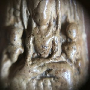 พระเลี่ยงลำพูน เนื้อดิน สวยงามคมชัด - Image 4