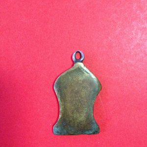 หลวงพ่อสองพี่น้องวัดหนองโว้ง จ.สุโขทัย เนื้อทอง ห่วงเชื่อมหล่อโบราณรุ่น 1 ปี พ.ศ. 2472 ปลุกเสกโดยพระมหาโต๊ะ วัดเลียบ (วัดราชบูรณะ ) - Image 4