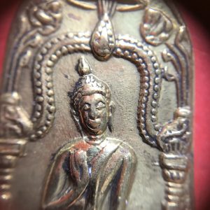 พระลีลากำแพงนิ้ว พิธีพระกริ่งนเรศวร ปี07 จ.พิษณุโลก องค์ที่ 2 สวยคมแท้ดูง่าย - Image 3