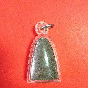 พระหลวงปู่ทวดเนื้อวานพิมพ์ใหญ่ปี 2524 มวลสารสมเด็จวัดระฆังเนื้อมวลสารจัดมาก เลี่ยมพลาสติก - Image 3