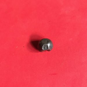 พดด้วงเม็ด 1 บาทสมัยพระนารายณ์ปี พ.ศ. 2199-2231ตราครุฑสมบูรณ์ (ครุฑสมบูรณ์พูลสุข) สวยคมชัดมากๆ (เม็ดที่ 7) - Image 4