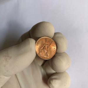 เหรียญทองแดงพระบรมรูป-พระสยามเทวาธิราช หนึ่งโสฬส ร.5 ปี ร.ศ.118 ผิวรุ่งเดิมสภาพเก็บได้ดีใหม่เอี่ยมมากๆ (  UNC ) - Image 4