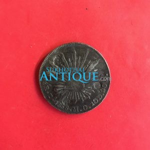 เหรียญเงินแม็กซิโก 8 เรียว ปี 1858  ตอกตราพระมหามงกุฎ - พระแสงจักร - Image 2