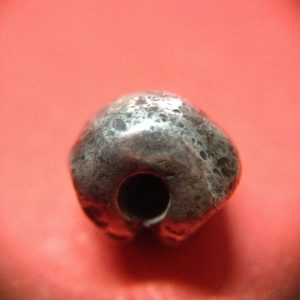 พดด้วงเม็ดสลึงสมัย ร.3 ตราใบมะตูม ,มีความชัดเจนสวยงามมาก เม็ดที่1 - Image 2