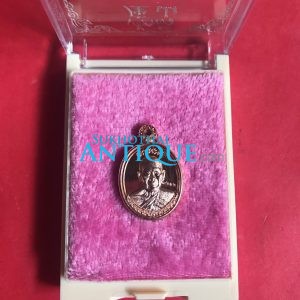 เหรียญเจ้าสัวหลวงปู่บัววัด ศรีบูรพาราม จ.ตราดพิมพ์เม็ดแตงเนื้อทองแดง - Image 3