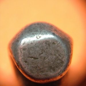 พดด้วงเม็ด 1 บาทในรัชกาลที่1  พ.ศ. 2325- 2352 ( ตราบัวผัน หรือ บัวอุณาโลม) เม็ดที่ 3  สวยชัดมากๆ มีลงจาร น่าเป็นเจ้าของ - Image 2