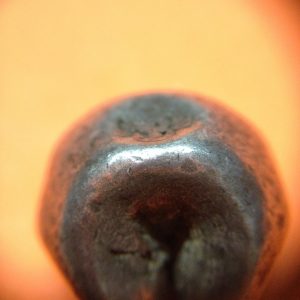 พดด้วงเม็ด 1 บาทในรัชกาลที่1  พ.ศ. 2325- 2352 ( ตราบัวผัน หรือ บัวอุณาโลม) เม็ดที่ 3  สวยชัดมากๆ มีลงจาร น่าเป็นเจ้าของ - Image 4