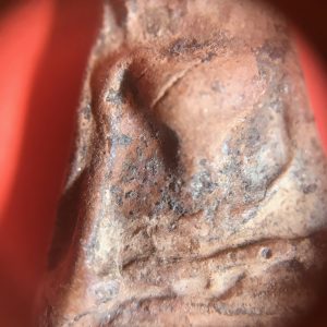 พระผงสุพรรณ พิมพ์หน้าแก่ กรุวัดพระศรีมหาธาตุ จ.สุพรรณบุรี พุทธคุณครบถ้วน - Image 4