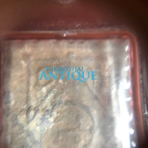 พระหลวงปู่ศุขวัดปากคลองมะขามเฒ่าเนื้อชินตะกั่ว พิมพ์บัวห้าเม็ดหลังยันต์นูน (ยันต์สี่) เลี่ยมพลาสติกเก่าสวยเดิมๆ - Image 3