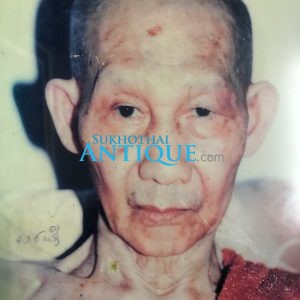 รูปถ่ายหลวงพ่อเกษม เขมโก ออกโดย สำนักปฏิบัติธรรม สุสานไตรลักษณ์ ปี 2537 - Image 3