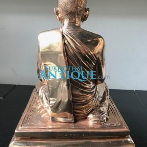 พระบูชาสมเด็จพระญาณสังวร(เนื้อนวะ)ขนาดหน้าตัก 4.9นิ้ว) รุ่น คชวัตร  วัดบรวรนิเวศ ปี2546 บรรจุจีวรและพระเกศาสมเด็จพระสังฆราช - Image 2