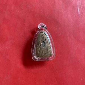 หลวงปู่ทวด รุ่น ปาฏิหาริย์ วัดห้วยมงคล เนื้อว่านออกแดงและฝังเม็ดพระธาตุ - Image 4