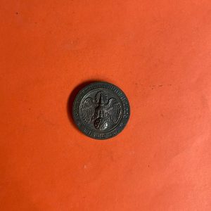 เหรียญคุ้มเกล้าในหลวงเนื้อทองแดง ปี 2522 - Image 3