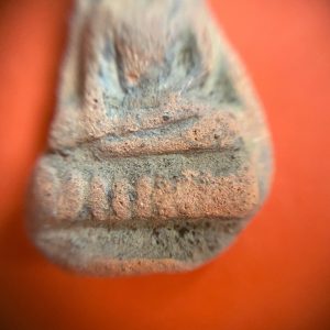 พระนางพญาเนื้อดิน กรุวัดดอนลาน จ. สุโขทัยพิมพ์ใหญ่ อายุเก่าหลายร้อยปี องค์ที่ 11 - Image 3