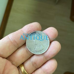 เหรียญเงินบาทหนึ่ง ร.5 หลังตราแผ่นดินไม่มีร.ศ. ตอกตราด้านหัวเดิมๆสวยคมชัด - Image 2