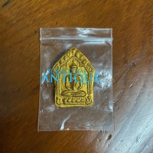 พระขุนแผนผงพลายกุมาร หลวงปู่ทิม วัดระหารไร่ ด้านหลังเป็นยันต์หลวงปู่ฝังตระกุด 2 ดอก ใม่ผ่านการใช้ - Image 2